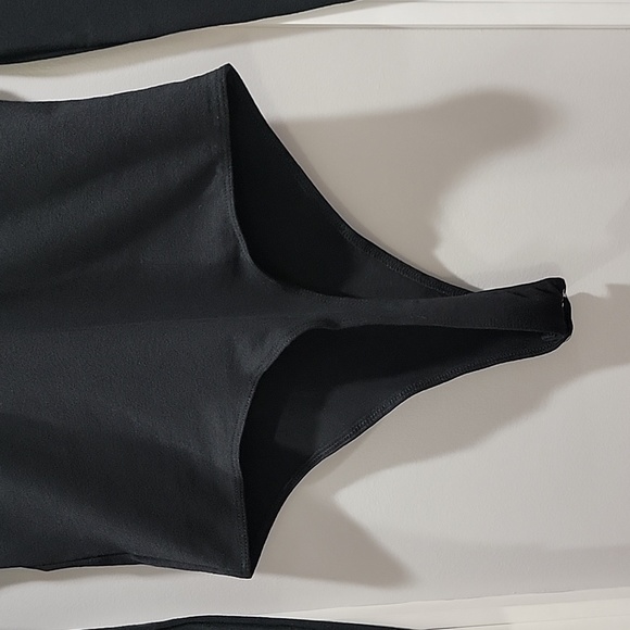 Forever 21 Underbust Long-Sleeve Bodysuit - Picture 12 of 12